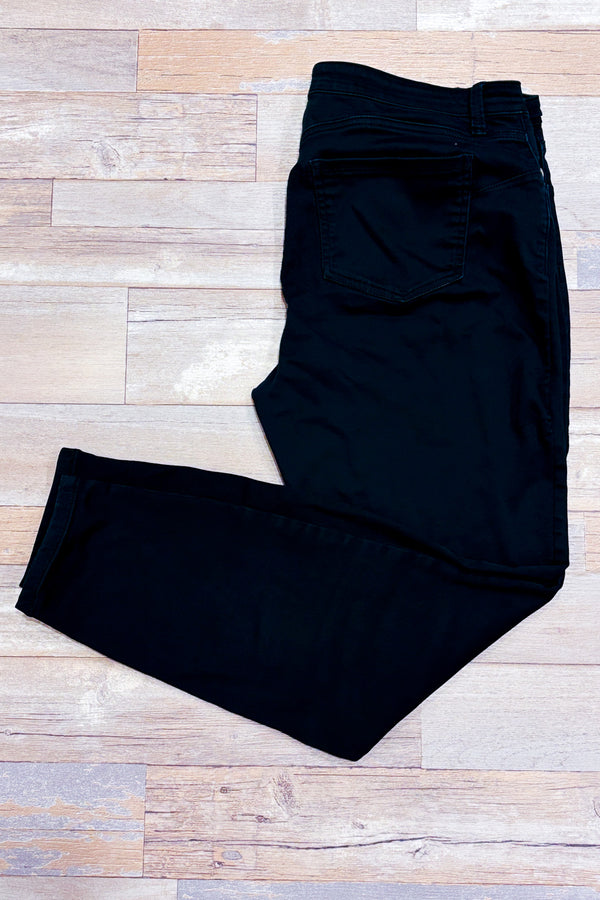 Jeans noir Le Sculptant jambe fuselée seconde main - Reitmans- La Penderie du Paradis