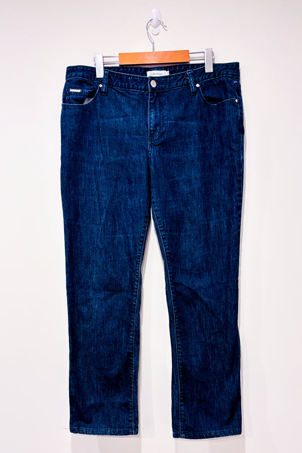 Jeans bleu foncé jambe droite* seconde main - Calvin Klein- La Penderie du Paradis