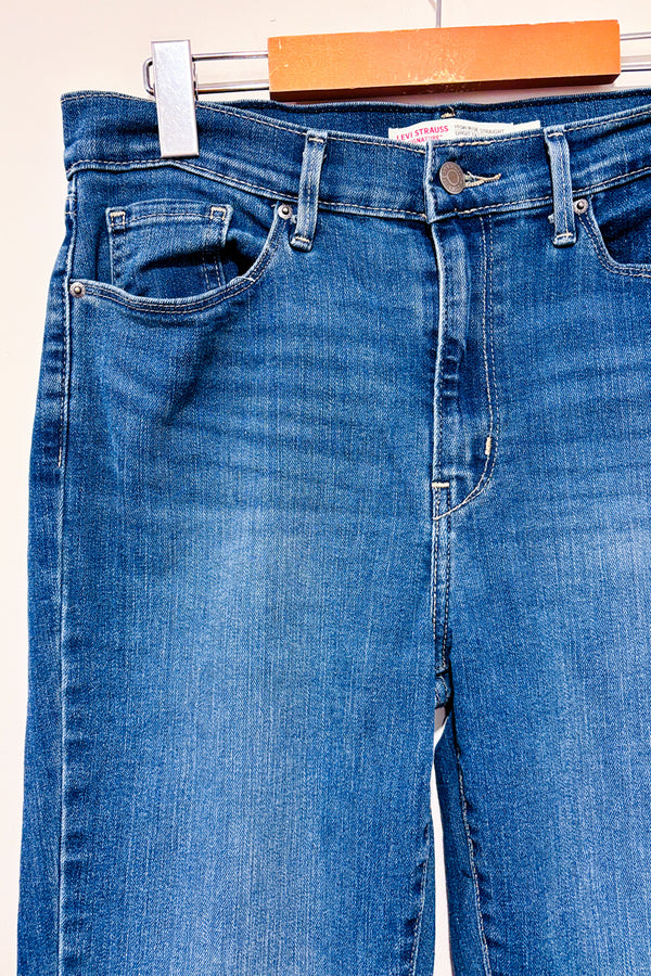 Jeans bleu délavé jambe étroite à taille haute* seconde main - Levi's- La Penderie du Paradis