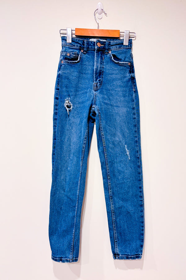 Jeans mom slim taille haute bleu délavé seconde main - Stradivarius- La Penderie du Paradis
