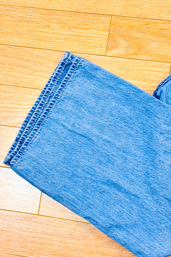 Jeans très ample bleu pâle à taille haute* seconde main - Levi's- La Penderie du Paradis