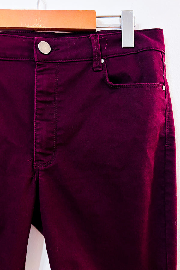 Pantalon bourgogne extensible à jambe étroite* seconde main - Design Lab- La Penderie du Paradis