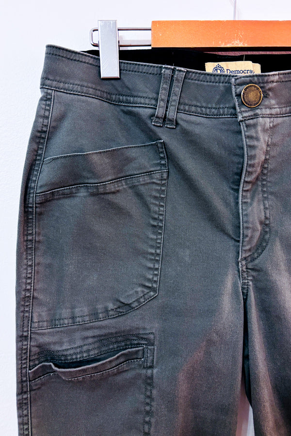Pantalon cargo kaki* seconde main - Democracy- La Penderie du Paradis