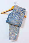 Jeans bleu pâle à motif paisley doré* seconde main - Melanie Lyne- La Penderie du Paradis