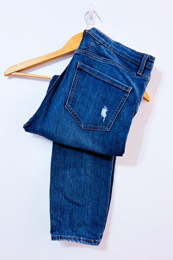 Jean taille haute bleu délavé effet usé seconde main - Reitmans- La Penderie du Paradis