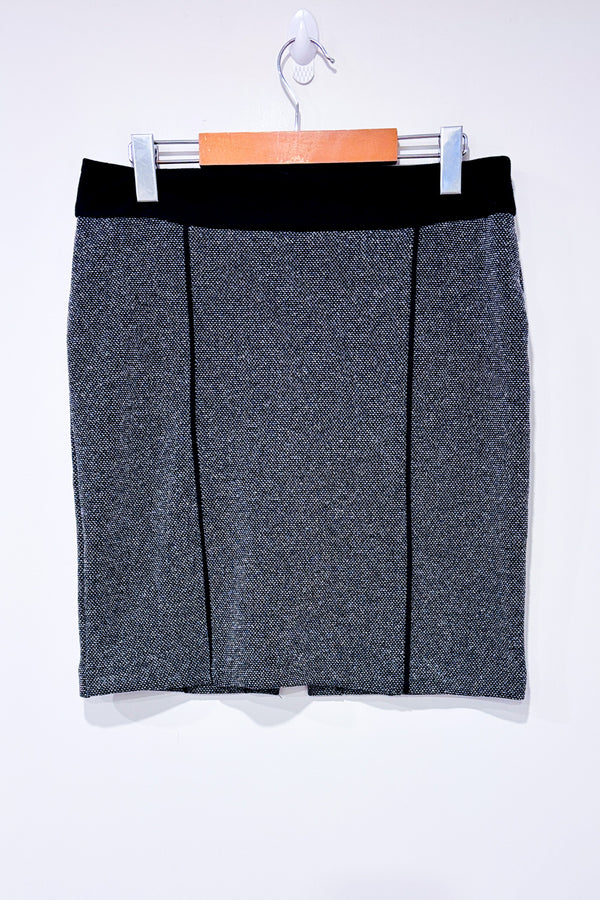 Jupe noire texturée seconde main - Reitmans- La Penderie du Paradis