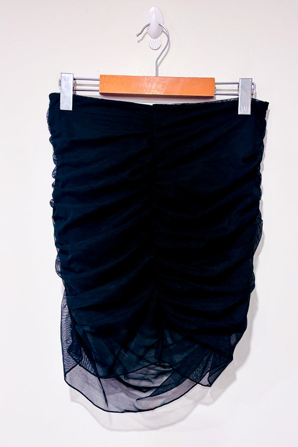 Jupe plissée noire avec tulle seconde main - Forever21- La Penderie du Paradis