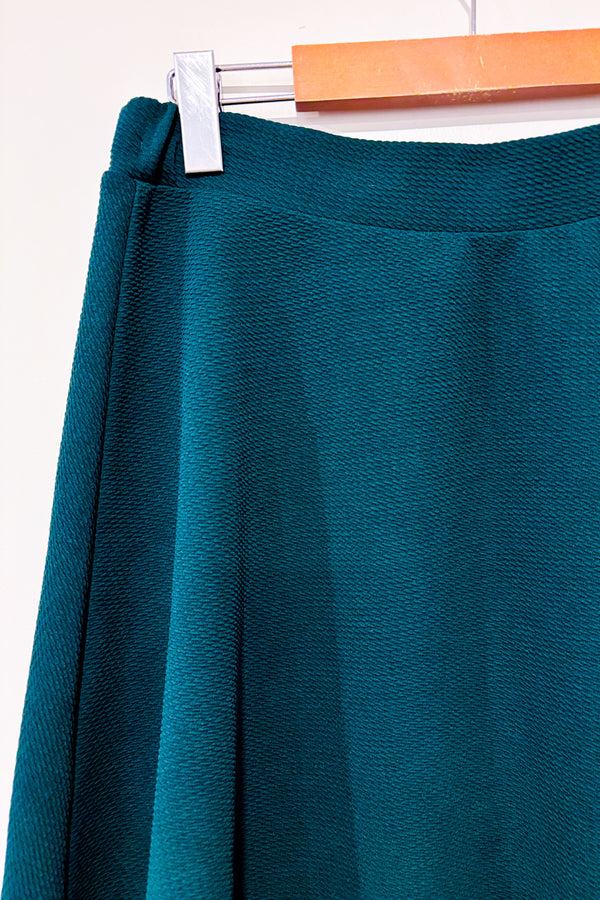 Jupe fluide vert foret seconde main - SHEIN- La Penderie du Paradis