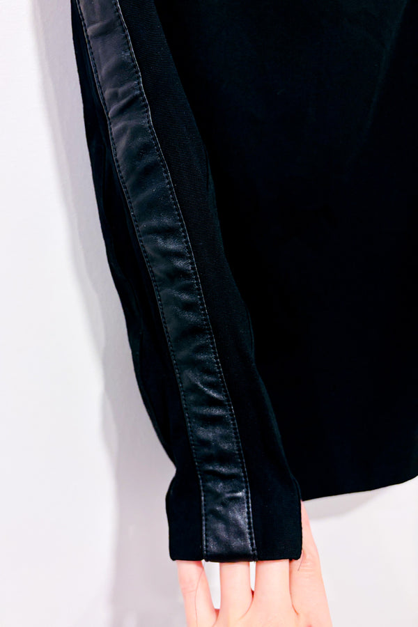 Jupe noire ajustée avec bandes faux cuir* seconde main - Bebe- La Penderie du Paradis