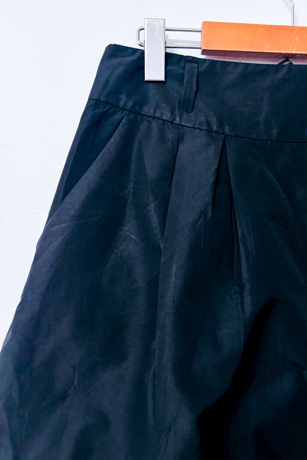 Jupe noire bouffante à plis seconde main - Bedo- La Penderie du Paradis