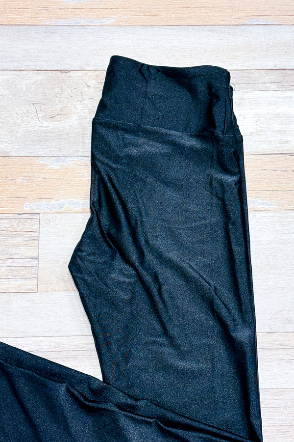 Legging noir lustré seconde main - Tokë- La Penderie du Paradis