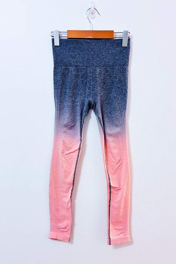Legging gris et rose dégradé seconde main - Astoria Activewear- La Penderie du Paradis
