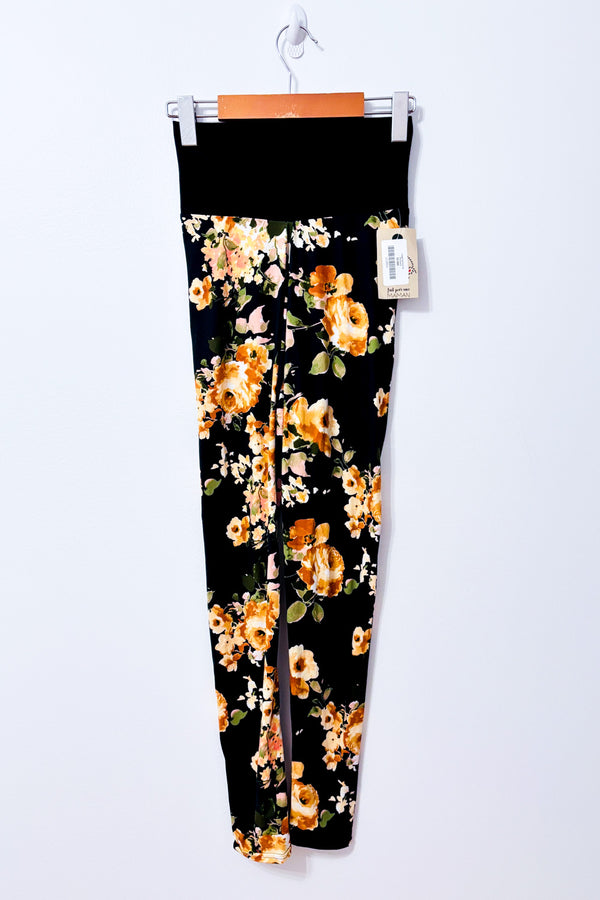 Legging Carole noir fleuri* seconde main - Fait par une maman- La Penderie du Paradis