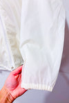 Manteau imperméable vintage beige avec pochette pour capuchon au collet (l)-Strands-La Penderie du Paradis 🕊
