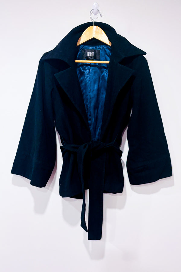 Manteau noir en laine à nouer* seconde main - Bedo- La Penderie du Paradis