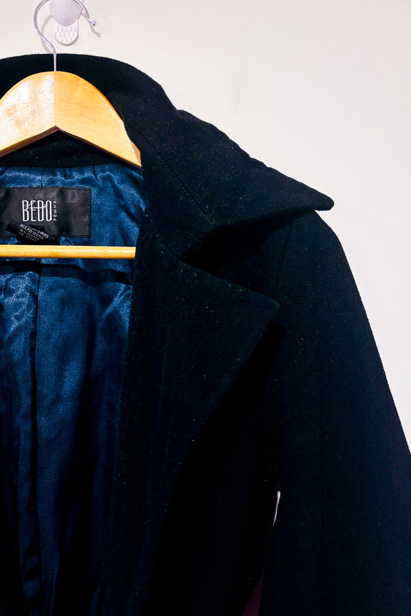 Manteau noir en laine à nouer* seconde main - Bedo- La Penderie du Paradis