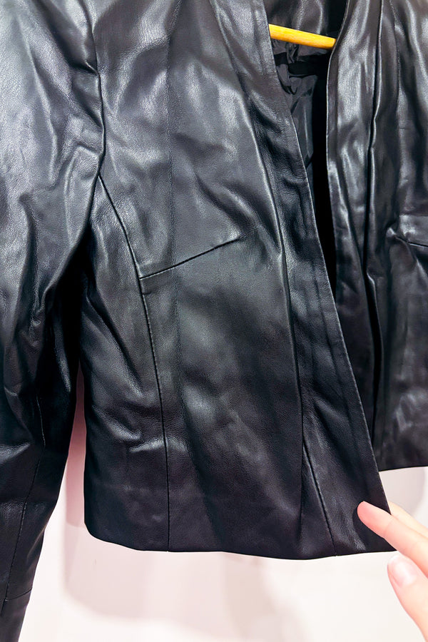 Veste ouverte courte noire effet cuir * seconde main - Tahari- La Penderie du Paradis