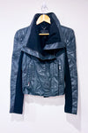Veste courte en cuir gris-vert à col drapé* seconde main - BCBG Maxazria- La Penderie du Paradis