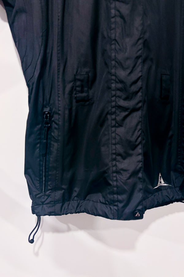 Manteau coupe-vent noir seconde main - Sail- La Penderie du Paradis