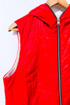 Veste matelassée rouge à capuchon sans manches* seconde main - Proportion Petite / Conrad C- La Penderie du Paradis