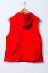 Veste matelassée rouge à capuchon sans manches* seconde main - Proportion Petite / Conrad C- La Penderie du Paradis