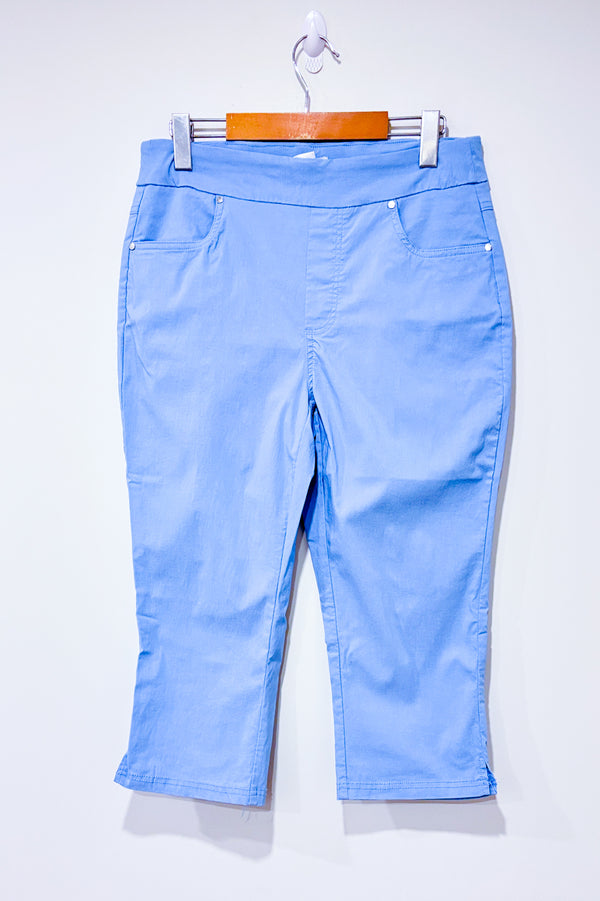 Pantalon court et extensible bleu pâle (l)-San Francisco-La Penderie du Paradis 🕊