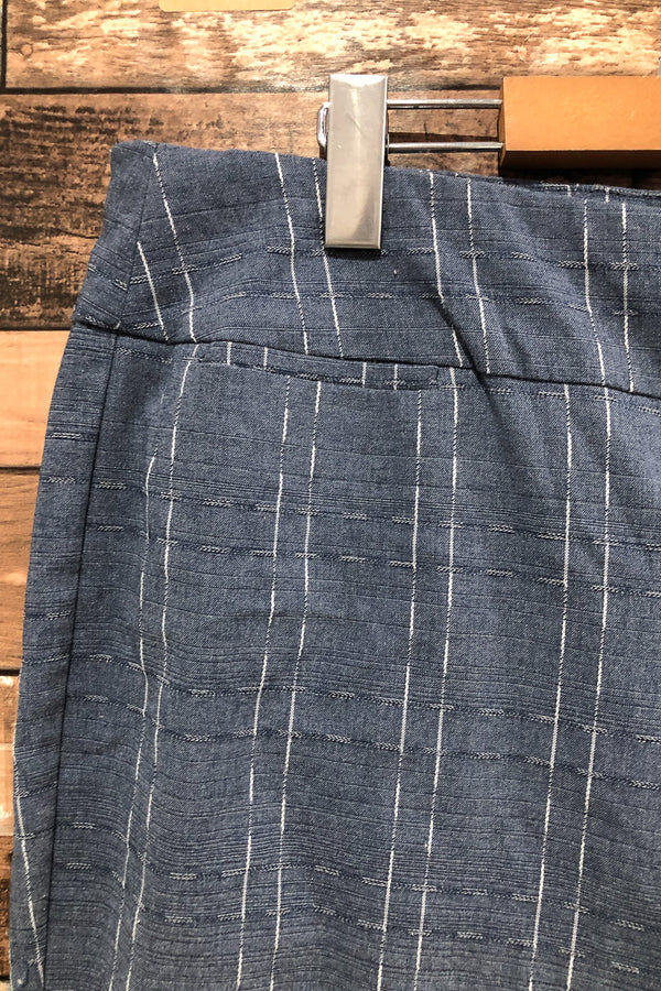 Pantalon court bleu et blanc à carreaux (xl) seconde main Alfani 