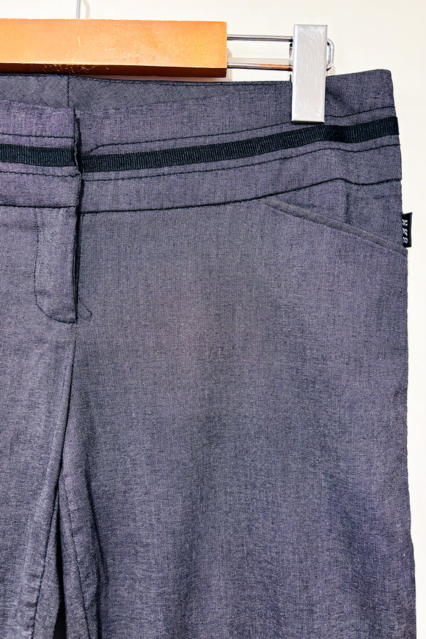 Pantalon gris à taille basse et jambe évasée (s)-HKR Collections-La Penderie du Paradis 🕊