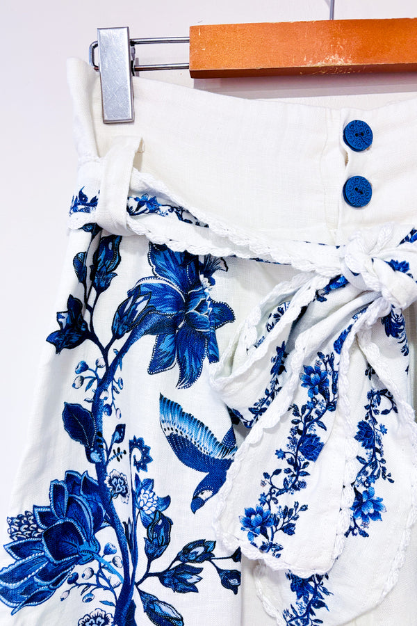 Pantalon crème et bleu fleuri en lin avec jambe ample (s)*-FARM Rio-La Penderie du Paradis 🕊