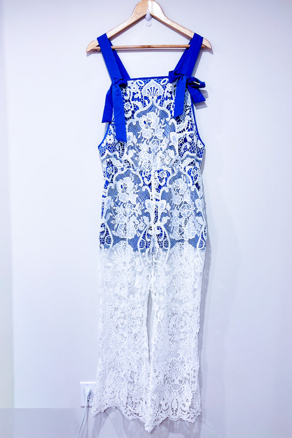 Jumpsuit bleu et blanc en dentelle (m)*-Twinset-La Penderie du Paradis 🕊