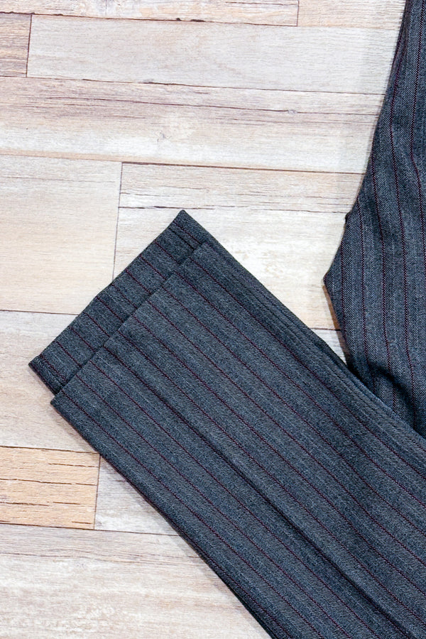 Pantalon gris et rouge rayé seconde main - San Francisco- La Penderie du Paradis