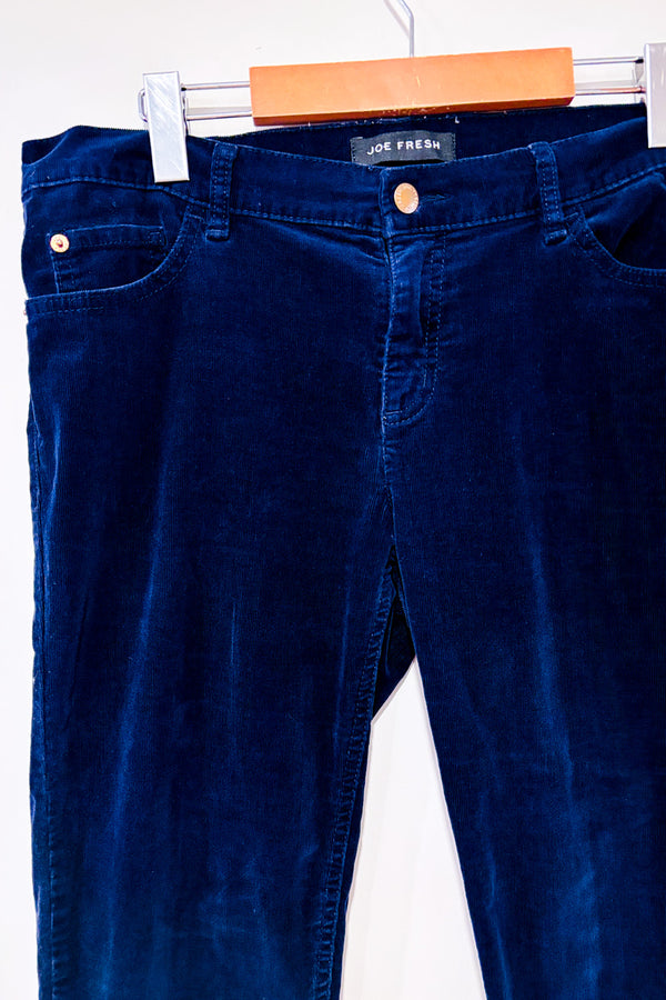 Pantalon marine en corduroy à taille basse seconde main - Joe Fresh- La Penderie du Paradis