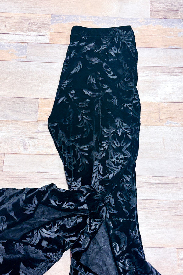Pantalon en velours noir fleuri avec dentelle seconde main - SHEIN- La Penderie du Paradis