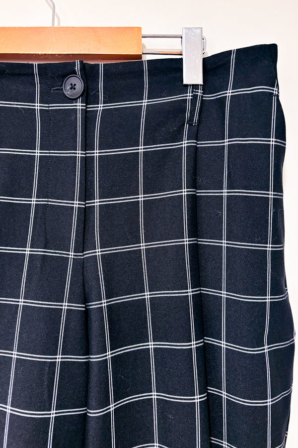 Pantalon noir et blanc à carreaux taille élastique* seconde main - Reitmans- La Penderie du Paradis
