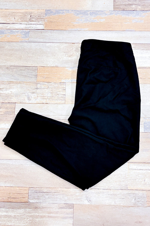 Pantalon noir ajusté à la cheville coupe Curvy* seconde main - RW&CO.- La Penderie du Paradis