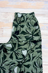 Pantalon fluide vert motif feuilles à taille élastique* seconde main - Reitmans- La Penderie du Paradis