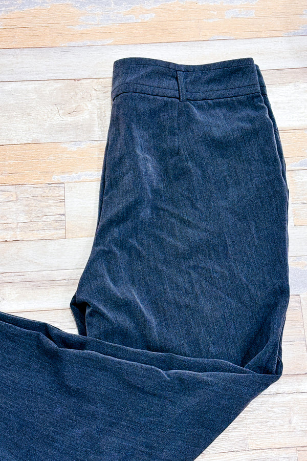 Pantalon gris jambe droite seconde main - Claire France- La Penderie du Paradis