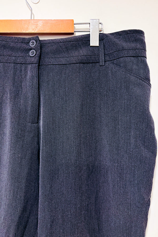 Pantalon gris jambe droite seconde main - Claire France- La Penderie du Paradis