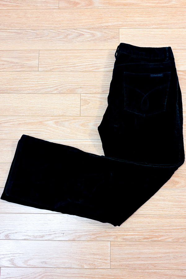 Pantalon noir en corduroy jambe droite* seconde main - Calvin Klein- La Penderie du Paradis