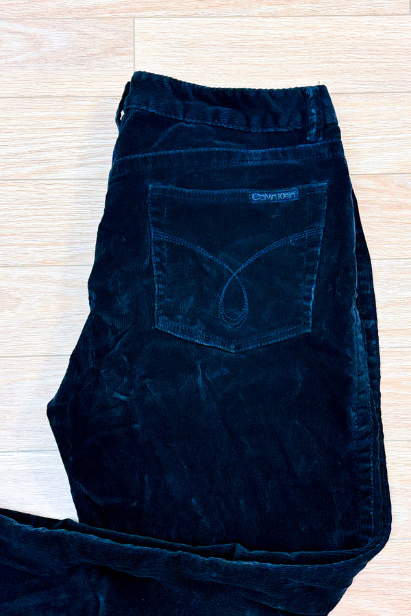 Pantalon noir en corduroy jambe droite* seconde main - Calvin Klein- La Penderie du Paradis