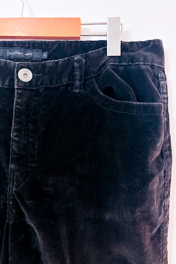 Pantalon noir en corduroy jambe droite* seconde main - Calvin Klein- La Penderie du Paradis