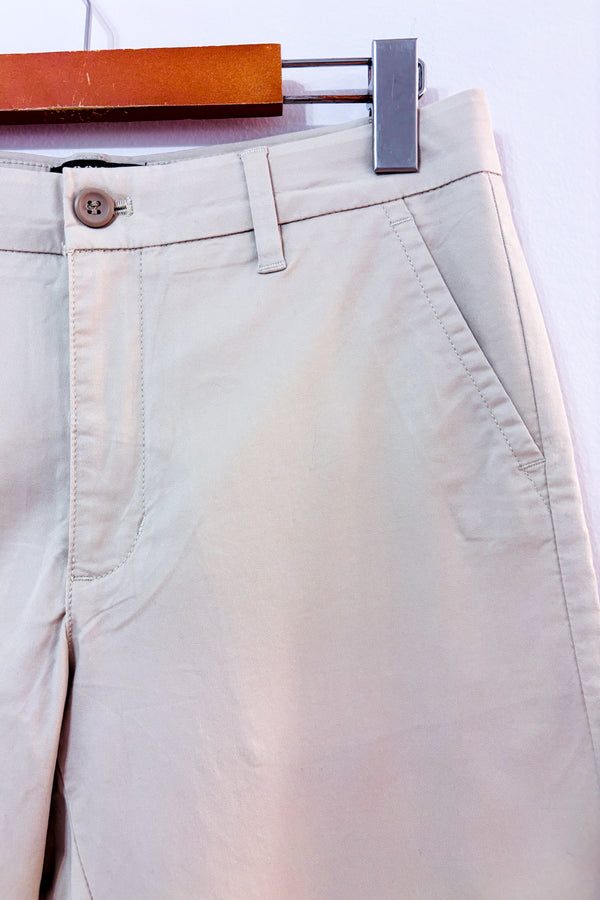 Pantalon chino beige à jambe étroite seconde main - Dockers- La Penderie du Paradis