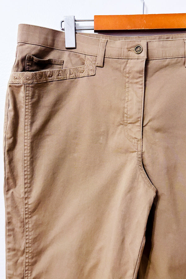 Pantalon beige en coton à jambe droite seconde main - Haggar- La Penderie du Paradis