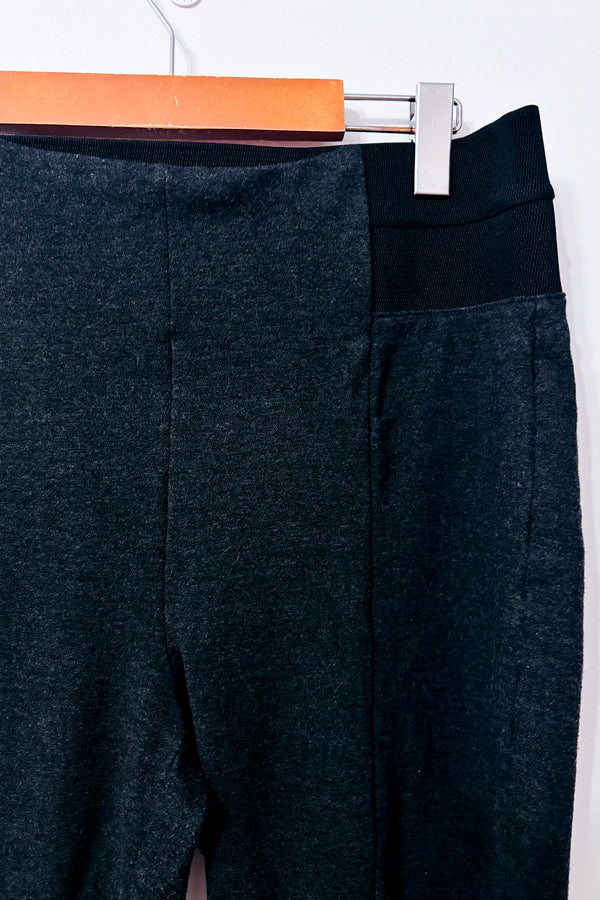 Pantalon gris charbon extensible à bande élastique seconde main - Claire France- La Penderie du Paradis