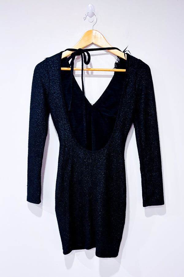 Robe noire dos ouvert à franges seconde main - Flamingo- La Penderie du Paradis