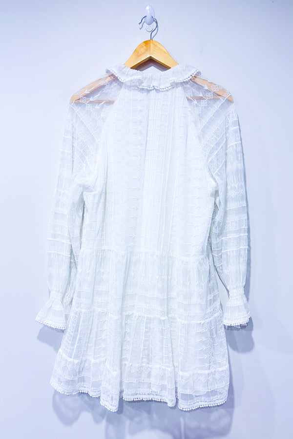 Robe blanche en dentelle fleurie* seconde main - Zara- La Penderie du Paradis