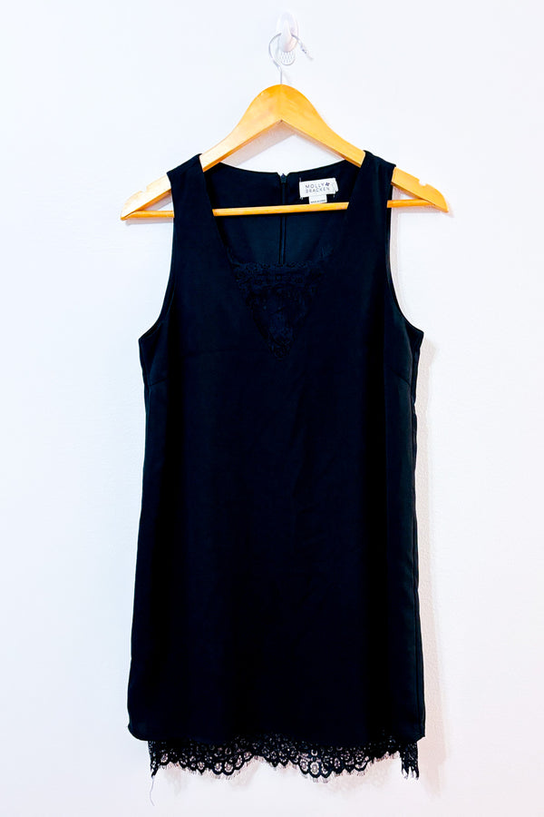 Robe noire sans manches avec dentelle* seconde main - Molly Bracken- La Penderie du Paradis