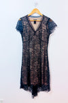 Robe noire en dentelle florale* seconde main - BCBG Maxazria- La Penderie du Paradis