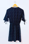Robe portefeuille noire à pois* seconde main - Influence- La Penderie du Paradis