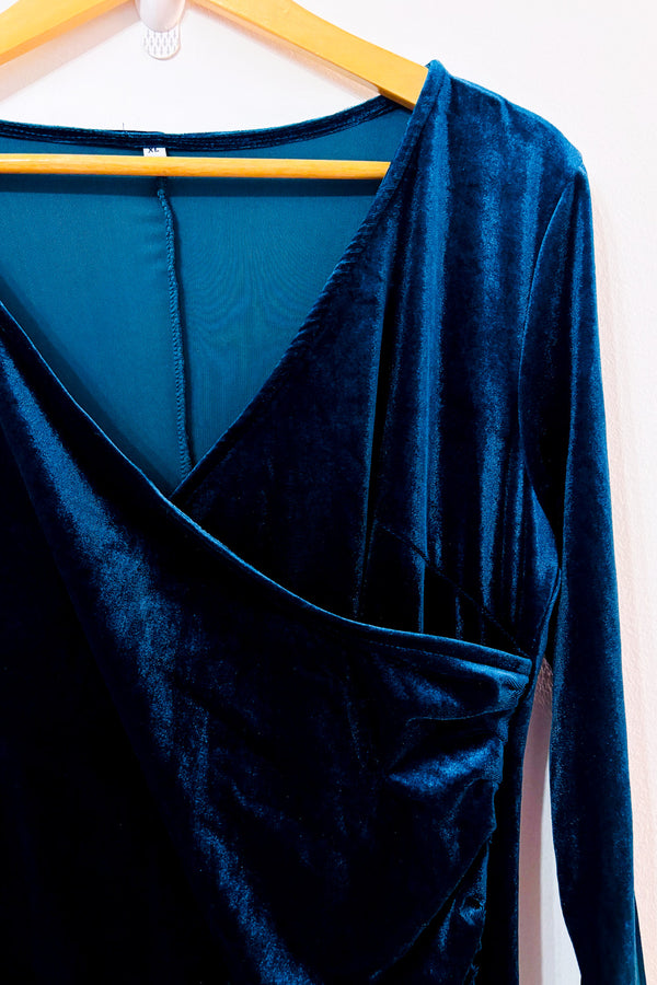 Robe cache-coeur maxi vert forêt en velours seconde main - Autres- La Penderie du Paradis
